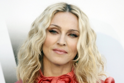 Madonna iubeste din nou! Afla cu cine s-a cuplat Madonna iubeste din nou! Afla cu cine s-a cuplat