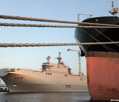 Franta il contrazice pe vicepremierul rus Rogozin: "Nu sunt intrunite conditiile" pentru livrarea navei de razboi Mistral