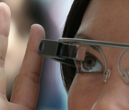 Google Glass, interzis in salile de cinematograf sau teatru din Statele Unite. Ochelarii sunt considerati dispozitiv de piratare