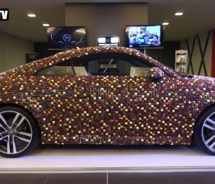 Masina care s-a "ingrasat" cu 540 de kilograme de la... ciocolata. Belgienii au lipit pe un Audi TT 27.000 de bomboane