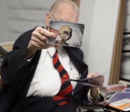 Confesiunea unui om de stiinta, pe patul de moarte: Extraterestrii exista pe Terra si sunt prietenosi. Ce ar ascunde Statele Unite