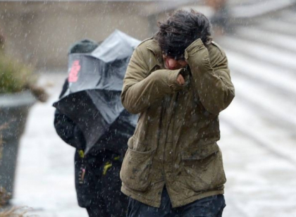 Vant puternic in toata tara. Meteorologii au emis COD GALBEN