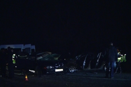 VIDEO. Schema tragicului accident de aseara: "O masina a intrat pe contrasens pentru o depasire"