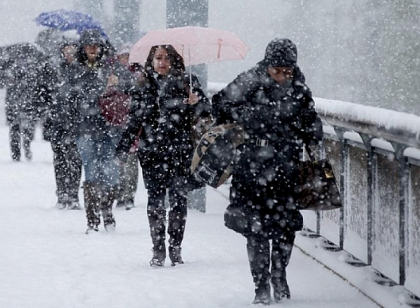 Incep ninsorile. Ce prognoze au meteorologii pentru azi noapte si urmatoarele zile