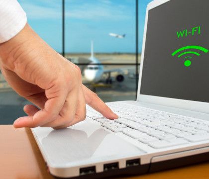 S-a conectat la internet in timpul zborului. De ce surpriza neplacuta a avut parte un om de afaceri cand a ajuns acasa S-a conectat la internet in timpul zborului. De ce surpriza neplacuta a avut parte un om de afaceri cand a ajuns acasa
