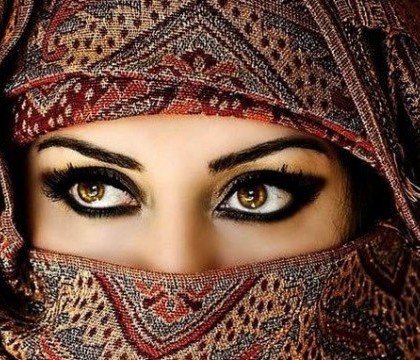 Nunta cu final neasteptat in Arabia Saudita. Mirele a cerut divortul cand a vazut cum arata sotia lui Nunta cu final neasteptat in Arabia Saudita. Mirele a cerut divortul cand a vazut cum arata sotia lui