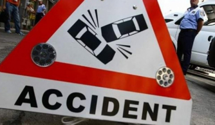 Accident in Sangerei cu implicarea unui microbuz: CINCI oameni au ajuns la spital Accident in Sangerei cu implicarea unui microbuz: CINCI oameni au ajuns la spital
