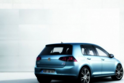 Volkswagen Golf - masina anului 2014 sau nu? Dacia, probabil furata in trecut Volkswagen Golf - masina anului 2014 sau nu? Dacia, probabil furata in trecut
