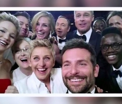 2014 a fost anul selfiurilor. Pe Twitter cuvantul a fost mentionat de peste 90 de milioane de ori 2014 a fost anul selfiurilor. Pe Twitter cuvantul a fost mentionat de peste 90 de milioane de ori