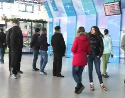 Perchezitii la domiciliul unui membru CEC din Comrat: Ar fi tiparit fraudulos buletinele de vot Perchezitii la domiciliul unui membru CEC din Comrat: Ar fi tiparit fraudulos buletinele de vot