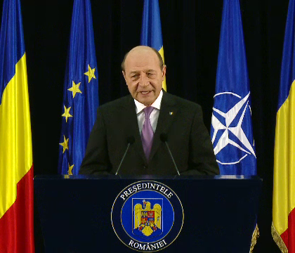 Guvernul Ponta IV a depus juramantul. Ministrii cu care Traian Basescu a refuzat sa dea mana si pe care i-a acuzat de fals Guvernul Ponta IV a depus juramantul. Ministrii cu care Traian Basescu a refuzat sa dea mana si pe care i-a acuzat de fals