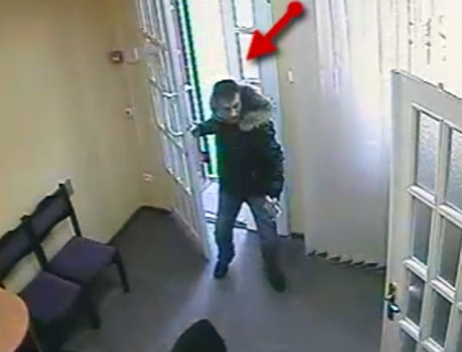 Toata politia capitalei e pe urmele lui. Ce a facut acest individ e REVOLTATOR. VIDEO Toata politia capitalei e pe urmele lui. Ce a facut acest individ e REVOLTATOR. VIDEO