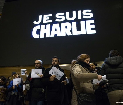Soarta publicatiei Charlie Hebdo dupa atacul sangeros: Chiar daca omoara 10 dintre noi, revista tot apare saptamana viitoare Soarta publicatiei Charlie Hebdo dupa atacul sangeros: Chiar daca omoara 10 dintre noi, revista tot apare saptamana viitoare