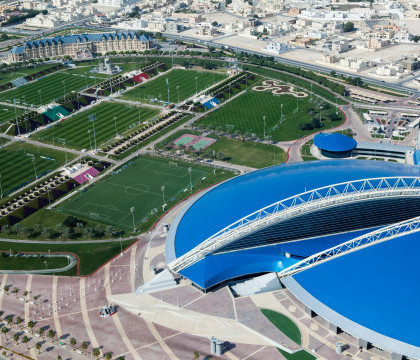 Tara care cumpara suflete pe bani. Cum s-a transformat o ambitie personala intr-o "Qatarstrofa" cu mii de victime