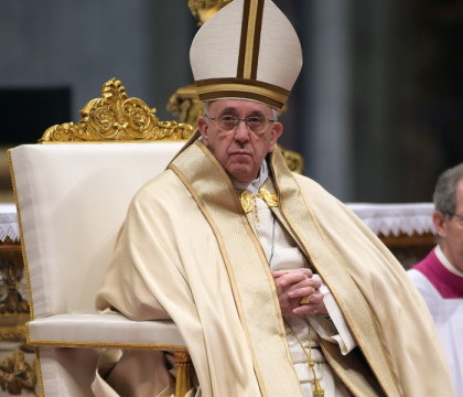 Papa Francisc: Cei care nu platesc taxele si nu ofera salarii echitabile angajatilor comit un pacat grav