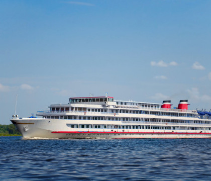 Un feribot plin cu pasageri s-a scufundat in Bangladesh, dupa ce a fost lovit de o nava cargo. Sunt cel putin 70 de morti