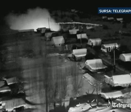 Imagini incredibile surprinse intr-un oras din Rusia. Un crater urias se formeaza la cativa metri de locuintele oamenilor Imagini incredibile surprinse intr-un oras din Rusia. Un crater urias se formeaza la cativa metri de locuintele oamenilor
