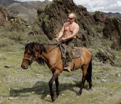 The Guardian, detalii despre "armata de trolli" a lui Vladimir Putin. Cine sunt "postacii" presedintelui rus The Guardian, detalii despre "armata de trolli" a lui Vladimir Putin. Cine sunt "postacii" presedintelui rus