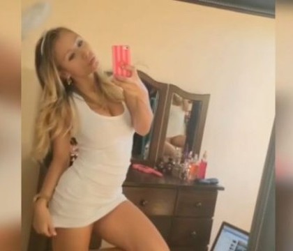 Surpriza de proportii pentru iubitul unui iepuras Playboy din Chile. Ce cadou i-a facut modelul de ziua lui. VIDEO
