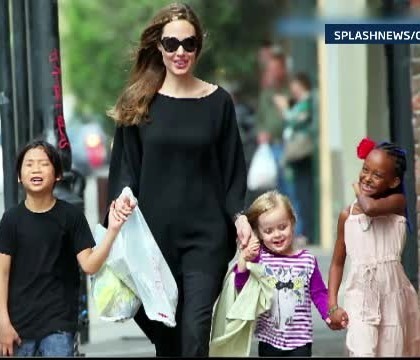 Familia Angelina Jolie - Brad Pitt este pe cale sa se mareasca. Cuplul va adopta al saptelea copil, din Siria Familia Angelina Jolie - Brad Pitt este pe cale sa se mareasca. Cuplul va adopta al saptelea copil, din Siria