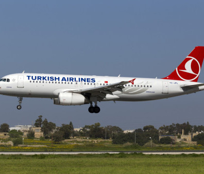 O noua alerta cu bomba intr-un avion al companiei Turkish Airlines. Aeronava s-a intors pe aeroportul din Istanbul O noua alerta cu bomba intr-un avion al companiei Turkish Airlines. Aeronava s-a intors pe aeroportul din Istanbul