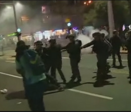 Confruntari soldate cu zeci de raniti in Israel. Protestatarii au incercat sa ocupe primaria din Tel Aviv Confruntari soldate cu zeci de raniti in Israel. Protestatarii au incercat sa ocupe primaria din Tel Aviv
