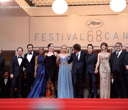 Castigator surpriza la festivalul de la Cannes. Palme d\'Or merge la un film caruia criticii nu-i dadeau mari sanse Castigator surpriza la festivalul de la Cannes. Palme d\'Or merge la un film caruia criticii nu-i dadeau mari sanse