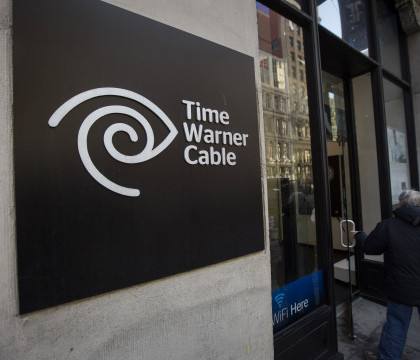 Afacerea de 55 de miliarde de dolari care zguduie lumea comunicatiilor. Time Warner Cable va fi preluat de Charter Afacerea de 55 de miliarde de dolari care zguduie lumea comunicatiilor. Time Warner Cable va fi preluat de Charter