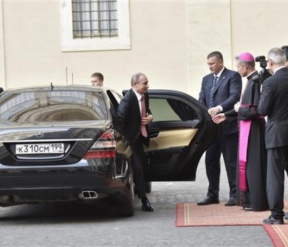 Vladimir Putin s-a intalnit cu Papa Francisc, la Vatican. Care au fost subiectele de discutie Vladimir Putin s-a intalnit cu Papa Francisc, la Vatican. Care au fost subiectele de discutie