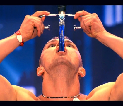 Momentul de la Britain"™s Got Talent la care juratii nu s-au putut uita. Ce a putut sa faca acest moldovean cu o sabie - VIDEO Momentul de la Britain"™s Got Talent la care juratii nu s-au putut uita. Ce a putut sa faca acest moldovean cu o sabie - VIDEO