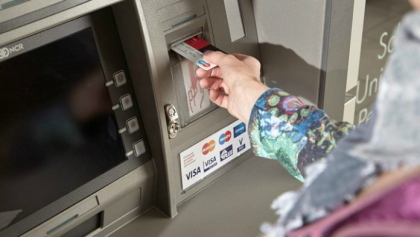 Cum a reusit o moldoveanca sa goleasca contul unui italian de cateva mii de euro: Femeia a fost prinsa dupa declaratia trimestriala trimisa de banca Cum a reusit o moldoveanca sa goleasca contul unui italian de cateva mii de euro: Femeia a fost prinsa dupa declaratia trimestriala trimisa de banca