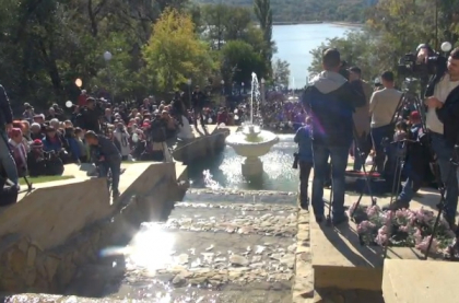 Scara Cascadelor din parcul Valea Morilor a fost inaugurata. Vezi cum arata aceasta - GALERIE FOTO Scara Cascadelor din parcul Valea Morilor a fost inaugurata. Vezi cum arata aceasta - GALERIE FOTO
