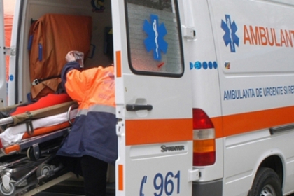 Accident sau suicid? O fata de 15 ani a murit dupa ce a cazut de la etajul 19 al unui bloc din capitala Accident sau suicid? O fata de 15 ani a murit dupa ce a cazut de la etajul 19 al unui bloc din capitala
