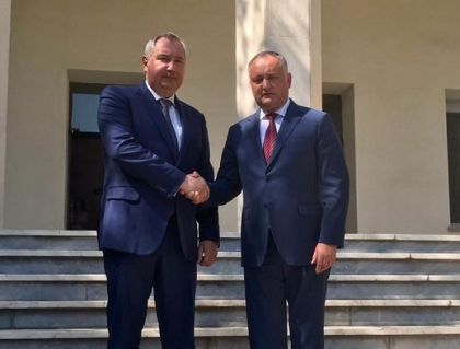 Igor Dodon s-a intalnit cu Dmitri Rogozin la Teheran: "Am rugat partenerii nostri rusi sa se abtina de la masuri si sanctiuni care ar afecta interesele cetatenilor simpli si a agentilor economici" - FOTO Igor Dodon s-a intalnit cu Dmitri Rogozin la Teheran: "Am rugat partenerii nostri rusi sa se abtina de la masuri si sanctiuni care ar afecta interesele cetatenilor simpli si a agentilor economici" - FOTO