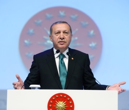 Erdogan declara stare de URGENTA in Turcia si acuza "alte tari" de implicare in puci. Masurile care ar putea fi impuse Erdogan declara stare de URGENTA in Turcia si acuza "alte tari" de implicare in puci. Masurile care ar putea fi impuse