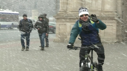 A venit adevarata iarna! In nordul tarii au cazut primii fulgi: Ce prognoze fac meteorologii