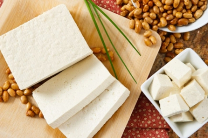 Cu ce inlocuim carnea? 3 retete cu tofu Cu ce inlocuim carnea? 3 retete cu tofu