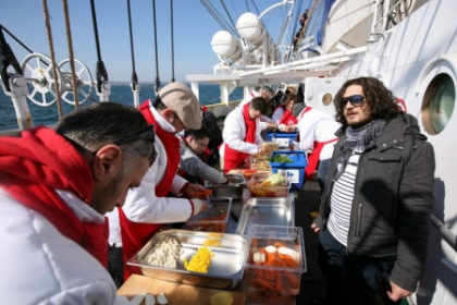 Furtuna pe mare la MasterChef: Georgeo si Nicoleta au decis sa plece din concurs, iar Andreea a fost eliminata