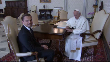 Vizita surpriza la Vatican. Papa Francisc a vorbit cu Leonardo DiCaprio despre incalzirea globala - FOTO Vizita surpriza la Vatican. Papa Francisc a vorbit cu Leonardo DiCaprio despre incalzirea globala - FOTO