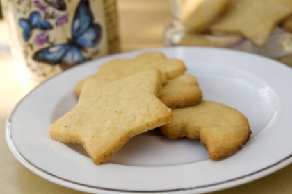 Lectia de gatit: Biscuiti dulci Lectia de gatit: Biscuiti dulci