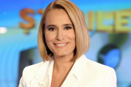 Andreea Esca, rasfatata de mama ei cu un pranz ca in copilarie. Vezi ce mancare a savurat vedeta