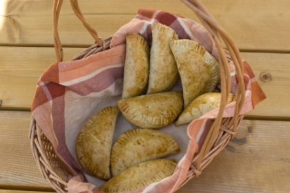 Lectia de gatit: Empanadas - placintele argentinine Lectia de gatit: Empanadas - placintele argentinine