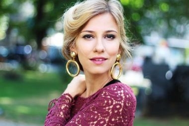 Reteta de vedeta: Dana Rogoz recomanda clatitele banatene: "Un deliciu!" Reteta de vedeta: Dana Rogoz recomanda clatitele banatene: "Un deliciu!"