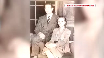 Tamplar, vanzatoare si sofer pe front, pana sa devina regina. Povestea iesita din tiparele aristocratiei a Anei de Bourbon Tamplar, vanzatoare si sofer pe front, pana sa devina regina. Povestea iesita din tiparele aristocratiei a Anei de Bourbon