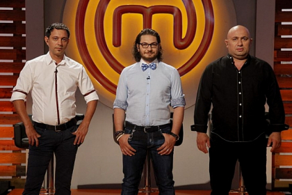 Farfurii desfiintate, replici taioase, emotii si tensiune la cote maxime in noul sezon MasterChef – Proba celebritatii Farfurii desfiintate, replici taioase, emotii si tensiune la cote maxime in noul sezon MasterChef – Proba celebritatii