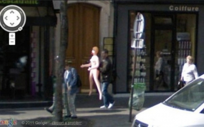 Cele mai ciudate momente surprinse de Google Street View. FOTO Cele mai ciudate momente surprinse de Google Street View. FOTO