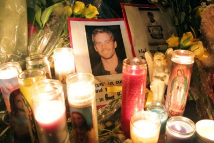 Sora si tatal lui Paul Walker, devastati de durere."Nu a murit din cauza unei intreceri cu masina" Sora si tatal lui Paul Walker, devastati de durere."Nu a murit din cauza unei intreceri cu masina"