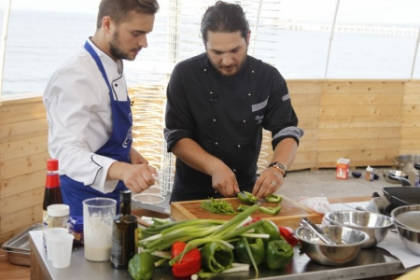 Vedetele de la MasterChef, bucatari la botez Vedetele de la MasterChef, bucatari la botez