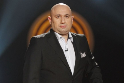 Amintiri din copilarie cu Chef Catalin Scarlatescu. Cum arata juratul de la MasterChef cand era mic Amintiri din copilarie cu Chef Catalin Scarlatescu. Cum arata juratul de la MasterChef cand era mic