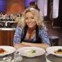 Dupa Masterchef, Laura Cosoi isi lanseaza carte de bucate Dupa Masterchef, Laura Cosoi isi lanseaza carte de bucate